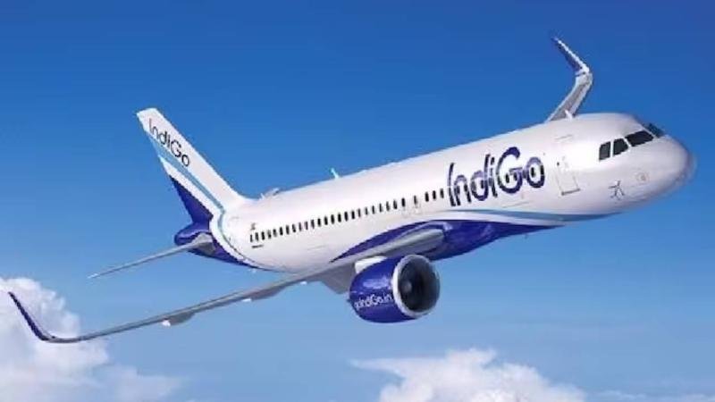 Bad news for Indigo investors, loss of Rs 14 thousand crore due to DGCA decision