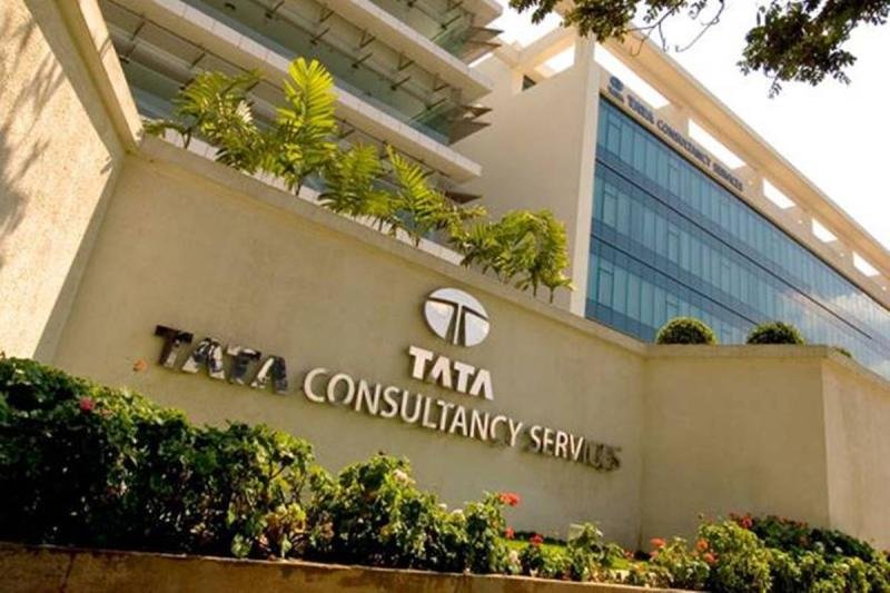 TCS’ earnings jump, company gains crores due to rupee weakness