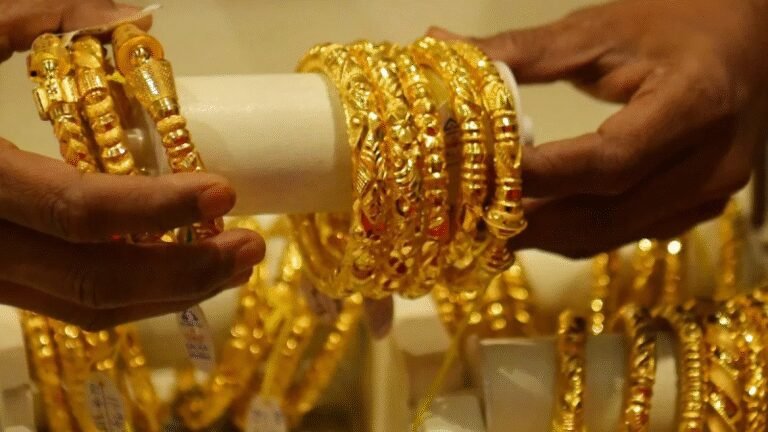 Gold and silver become cheaper, check today’s ‘final’ rate here before going to the jewelery shop.