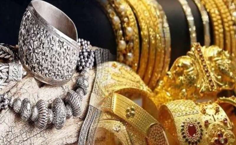 Weakness in bullion market, silver cheaper by ₹ 16,000 and gold by ₹ 3,400